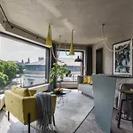 Modern View Of Planty Park Appartement