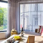 Modern View Of Planty Park Appartement *