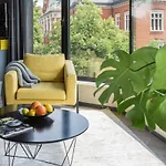 Apartment Modern View Of Planty Park *