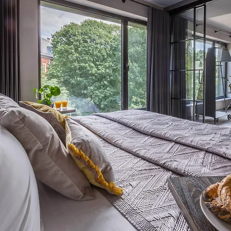 Апартаменты Modern View Of Planty Park *