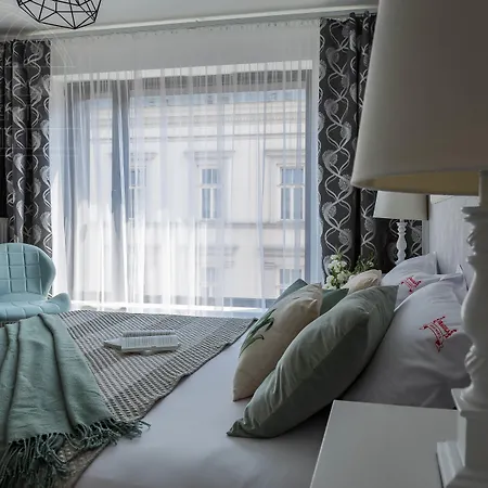 Modern View Of Planty Park Краков