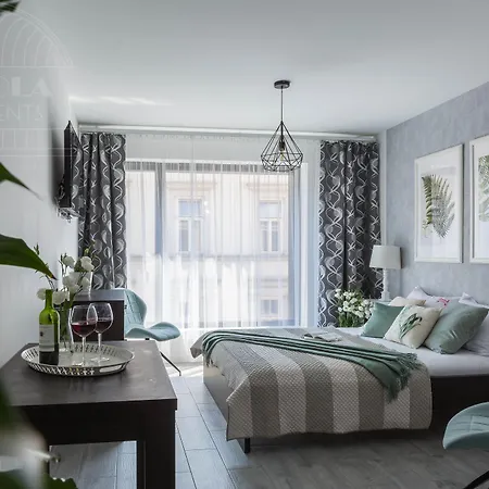 Modern View Of Planty Park By Fragola Apartmán