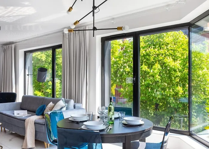 Modern View Of Planty Park アパート クラクフ