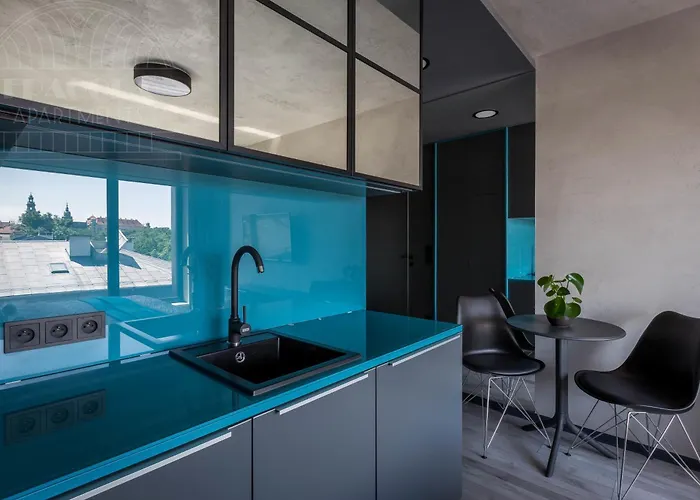 Modern View Of Planty Park アパート クラクフ