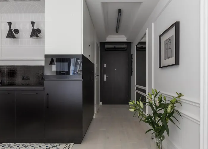 Modern View Of Planty Park アパート