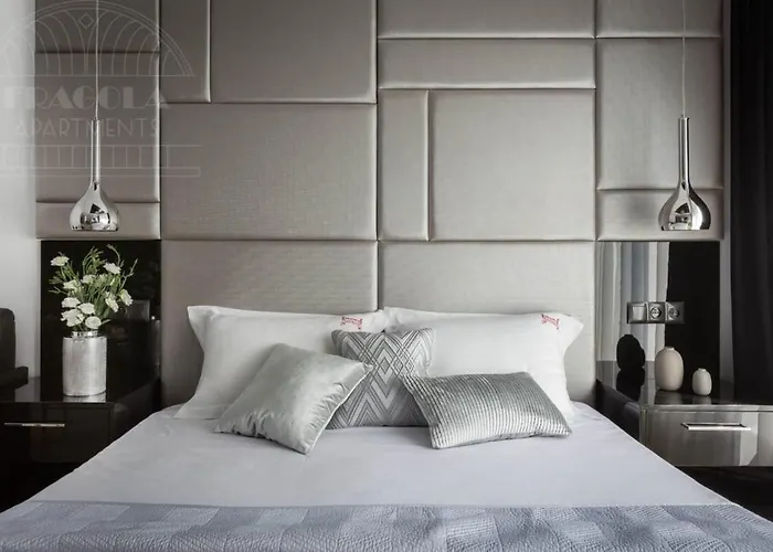 Modern View Of Planty Park * クラクフ