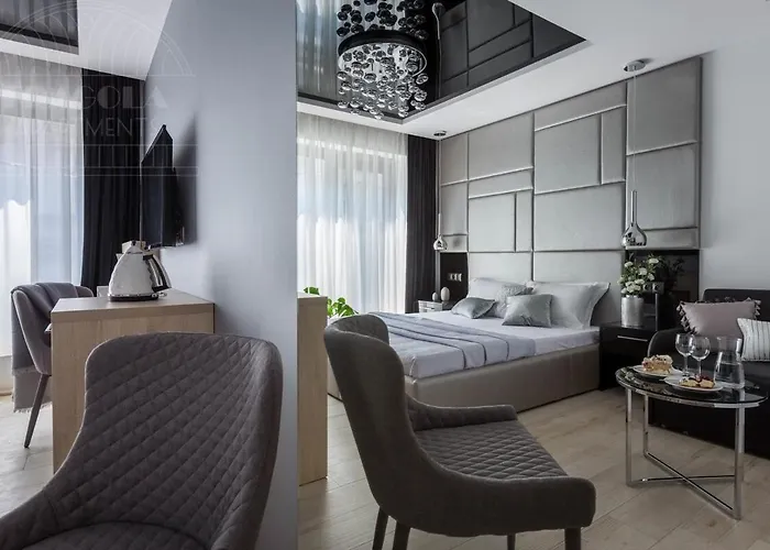 Modern View Of Planty Park アパート