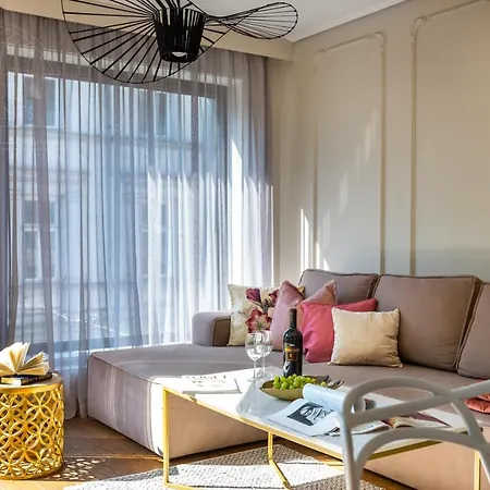 Modern View Of Planty Park Apartament